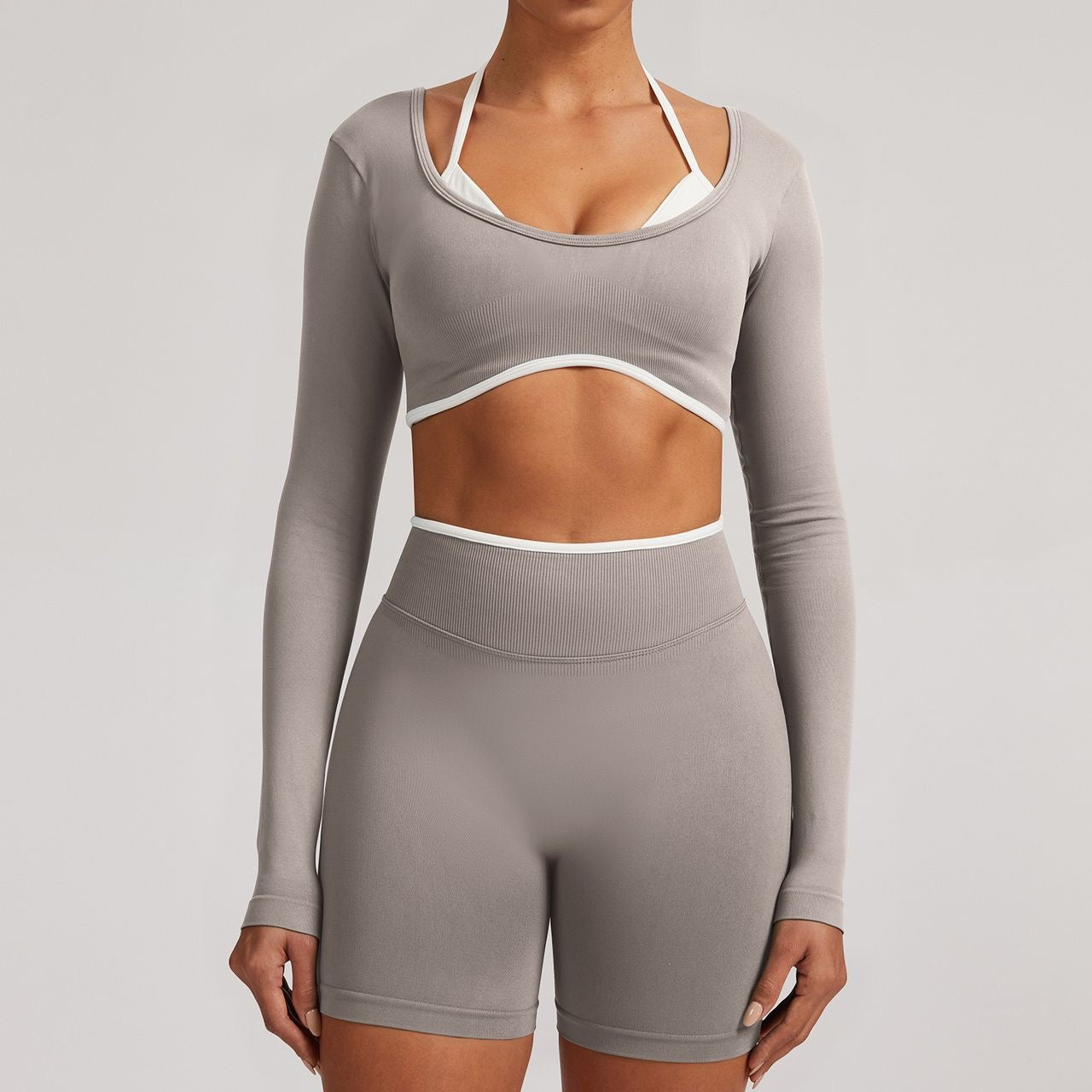 Set con short licra talle alto levanta glúteos